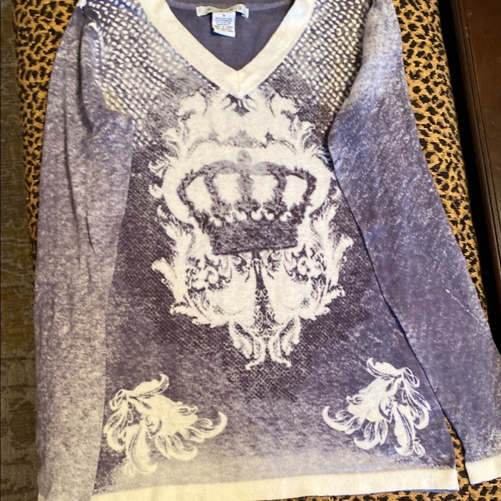 Blue and White Crown Print Long Sleeve Top